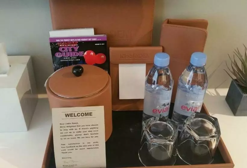 Fotos del hotel Nobleden:  17