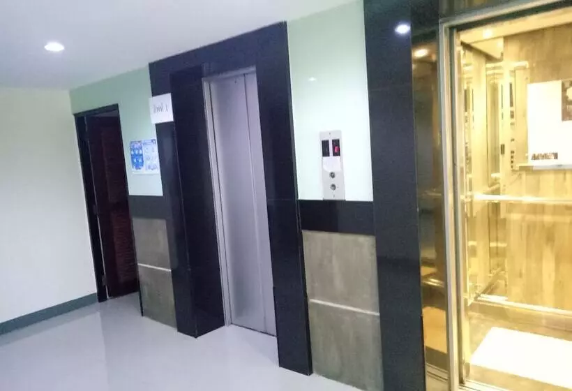 Fotos del hotel Komol Residence Bangkok:  2