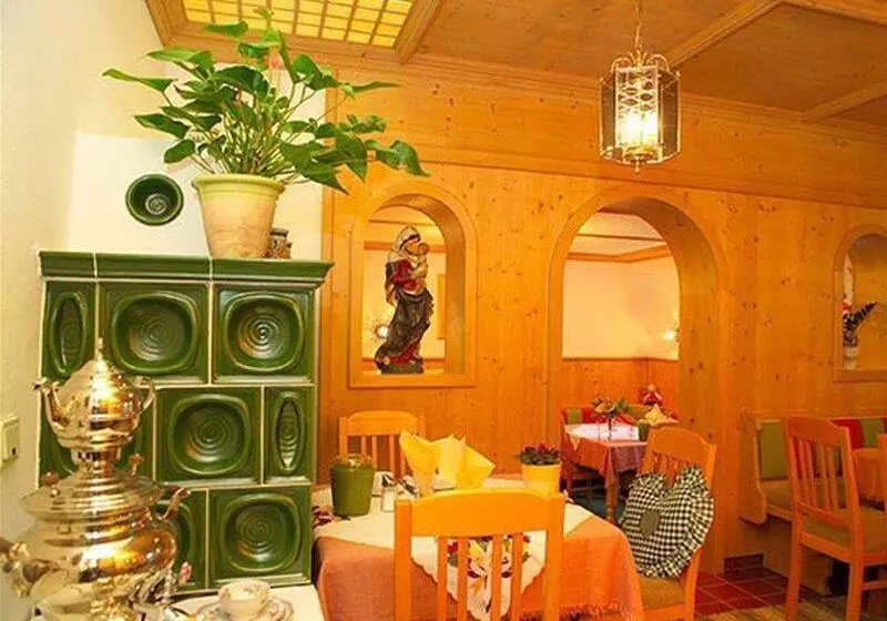 Fotos del hotel Pension Alpenrose:  3