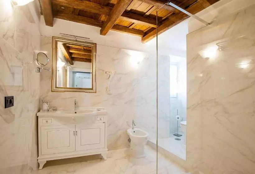 Fotos del hotel Royal House:  8