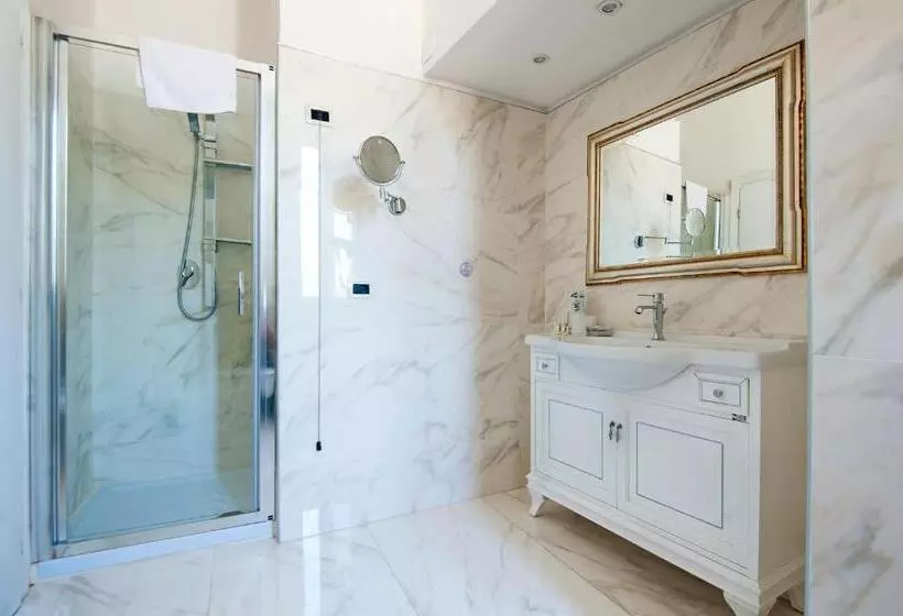 Fotos del hotel Royal House:  4