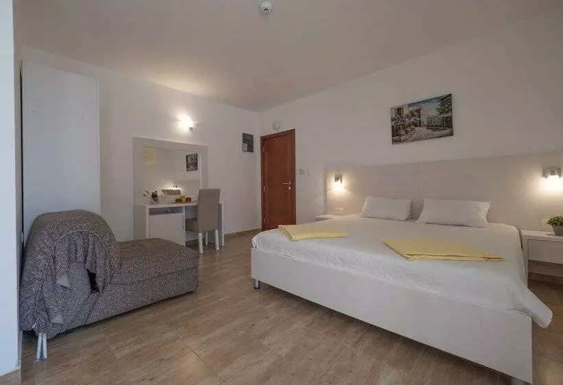 Fotos del hotel Tatjana:  12