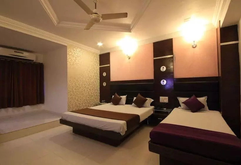 Fotos del hotel Kanchan Palace:  9