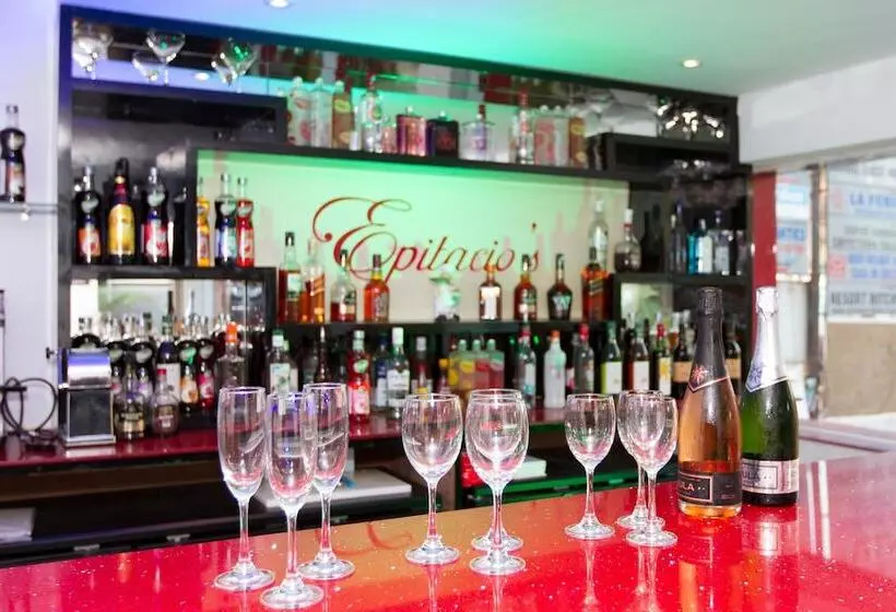 Fotos del hotel Epitacio S:  3