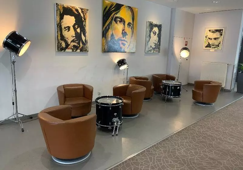 Fotos del hotel 24hours-apartment:  2