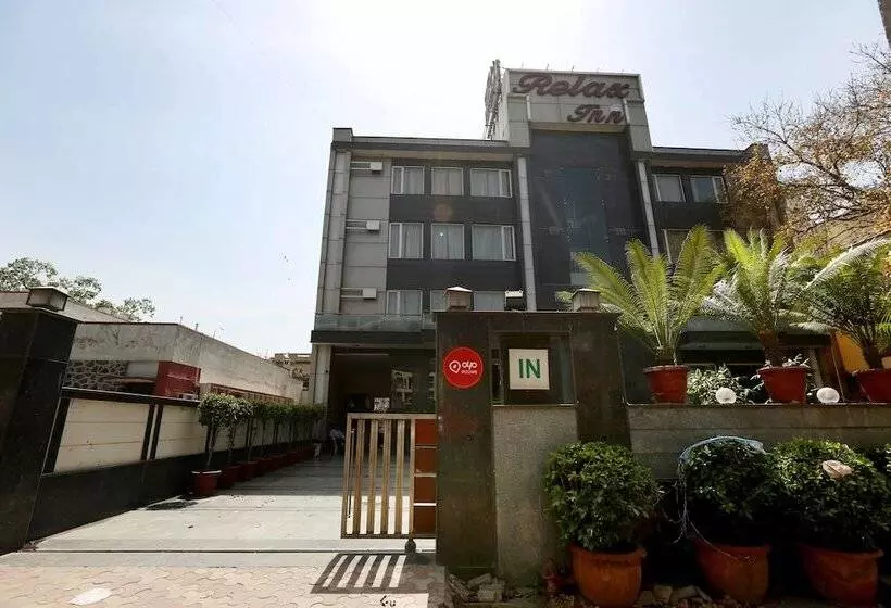 Oyo Premium Patel Nagar