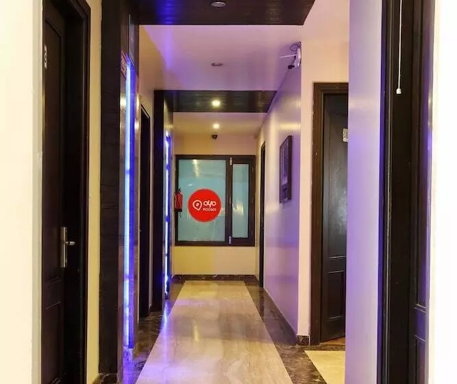 Fotos del hotel Oyo Premium Patel Nagar:  13