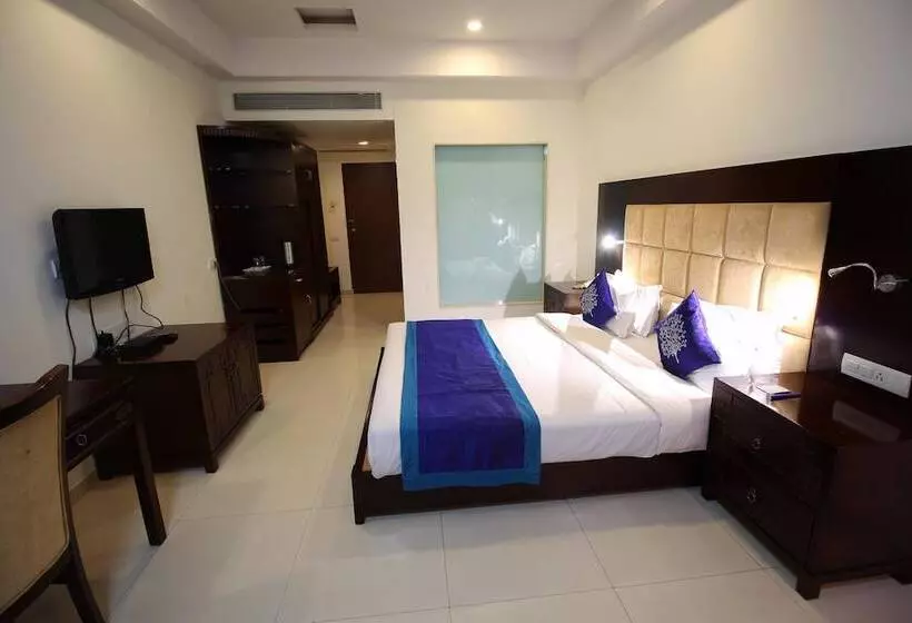 Fotos del hotel Oyo Premium Sola Sg Highway:  19