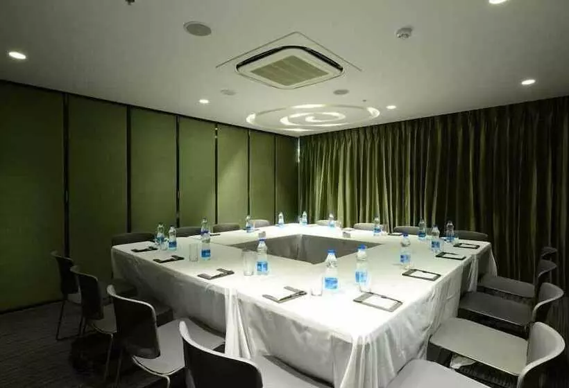 Fotos del hotel The Lime Boutique Suites:  11