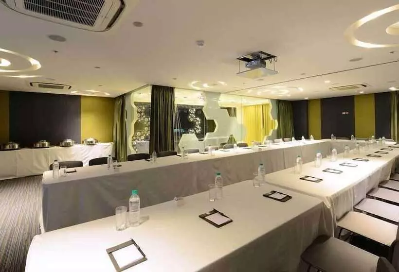 Fotos del hotel The Lime Boutique Suites:  17