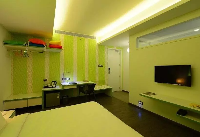 Fotos del hotel The Lime Boutique Suites:  21