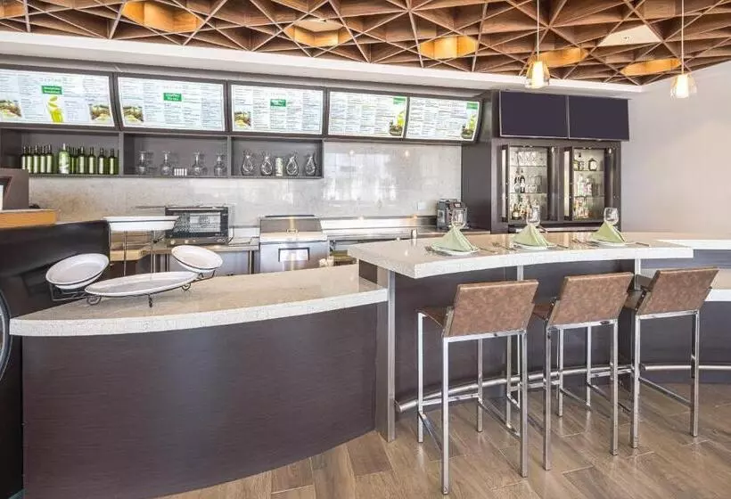 Fotos del hotel Courtyard Saltillo:  7