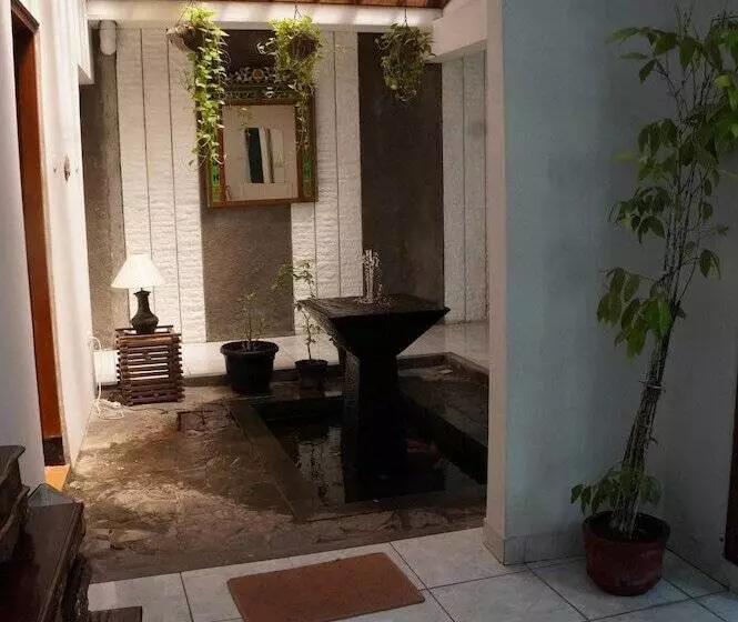 Fotos del hotel Kirana:  4