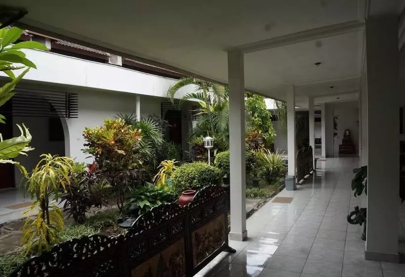 Fotos del hotel Kirana:  21