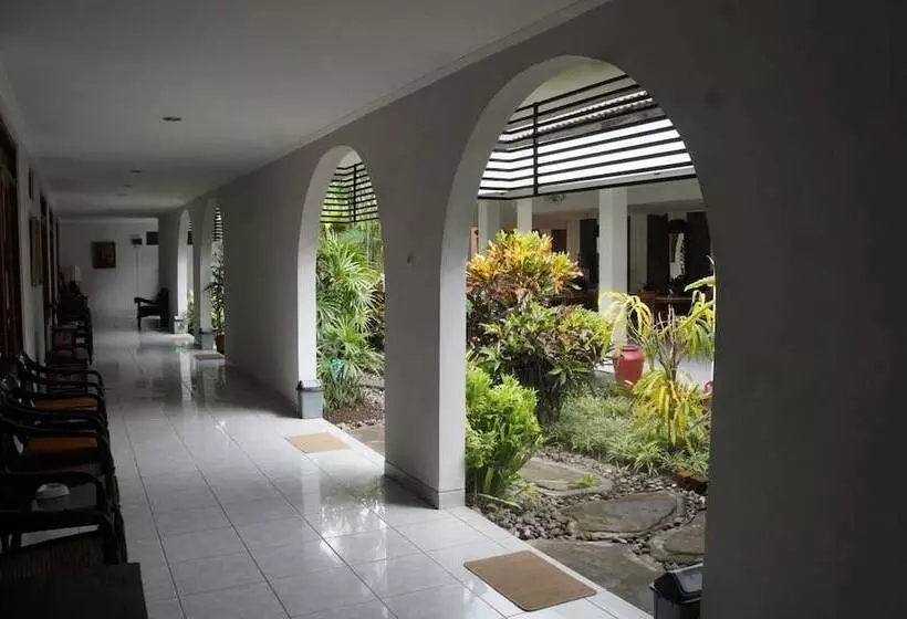 Fotos del hotel Kirana:  24