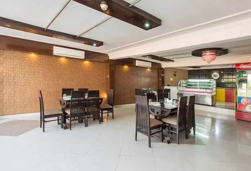 Fotos del hotel Oyo Rooms Airport Tonk Road:  12