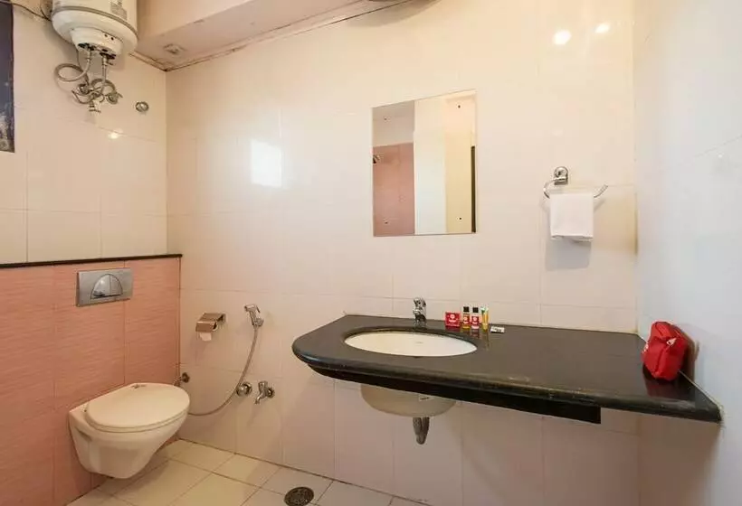 Fotos del hotel Oyo Rooms Airport Tonk Road:  5