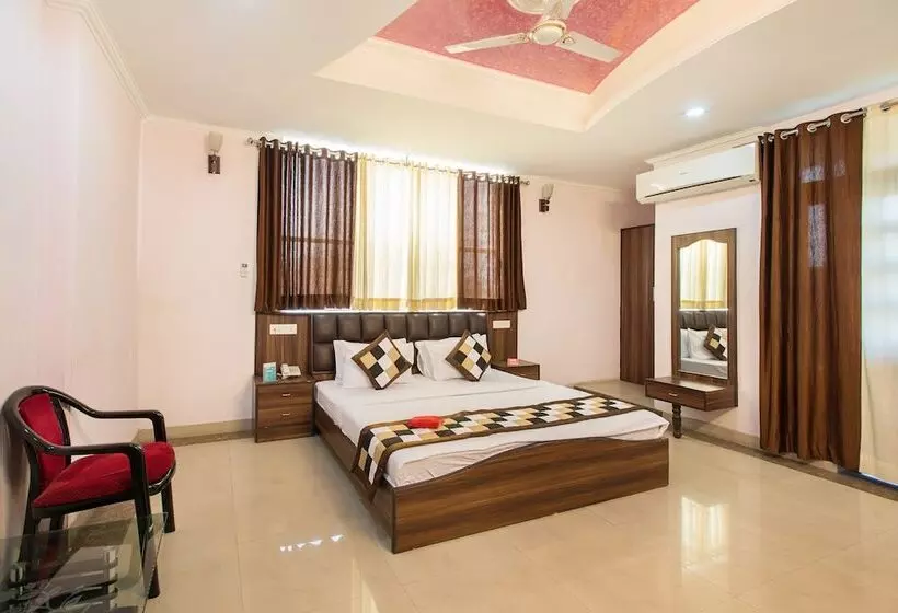 Fotos del hotel Oyo Rooms Airport Tonk Road:  6