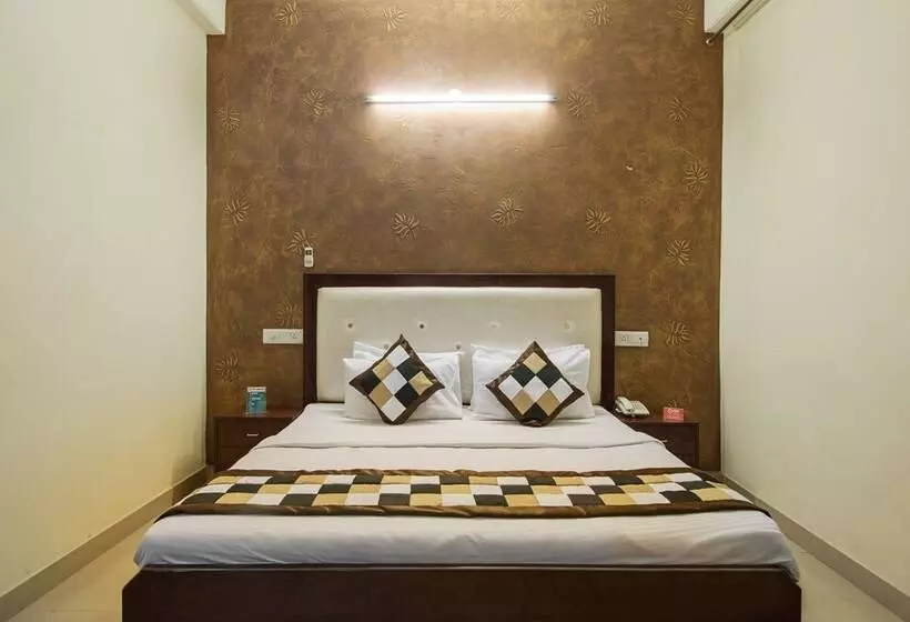 Fotos del hotel Oyo Rooms Airport Tonk Road:  21