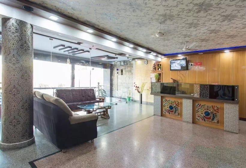 Fotos del hotel Oyo Rooms Airport Tonk Road:  19