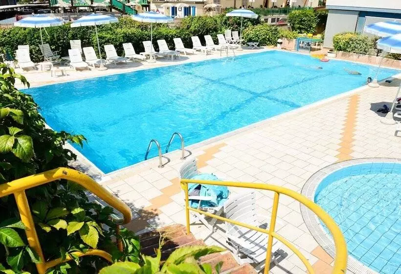 Fotos del hotel Caesar:  20