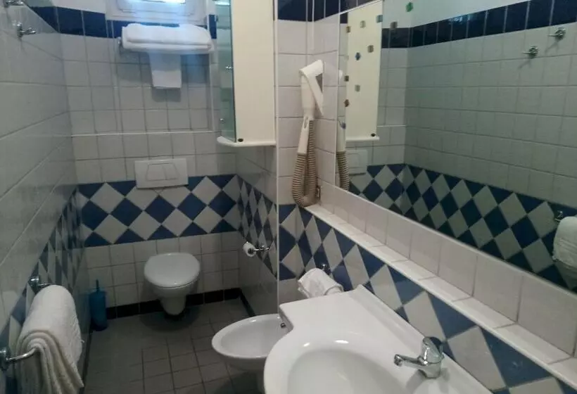 Fotos del hotel Caesar:  8