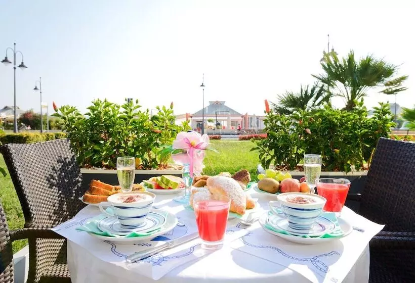 Fotos del hotel Caesar:  7