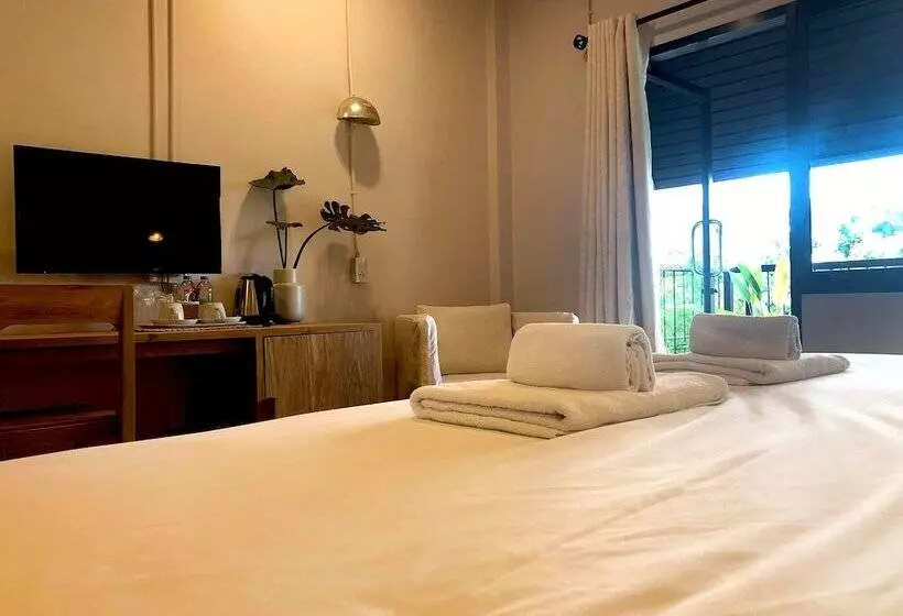 Fotos del hotel Nourish Vegan Bed And Breakfast:  4