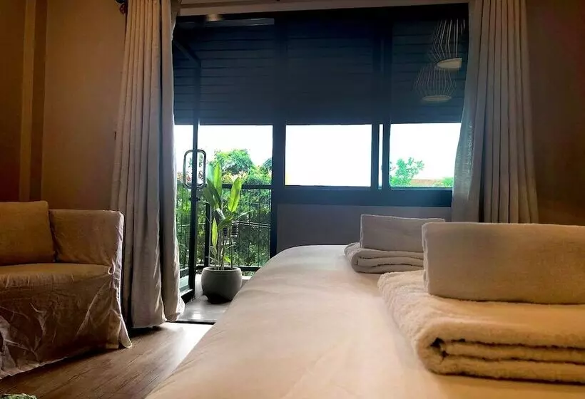 Fotos del hotel Nourish Vegan Bed And Breakfast:  3