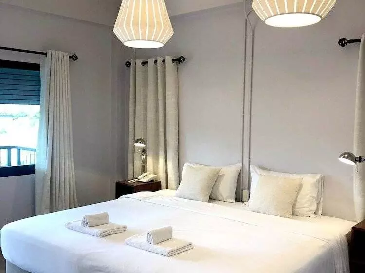 Fotos del hotel Nourish Vegan Bed And Breakfast:  11