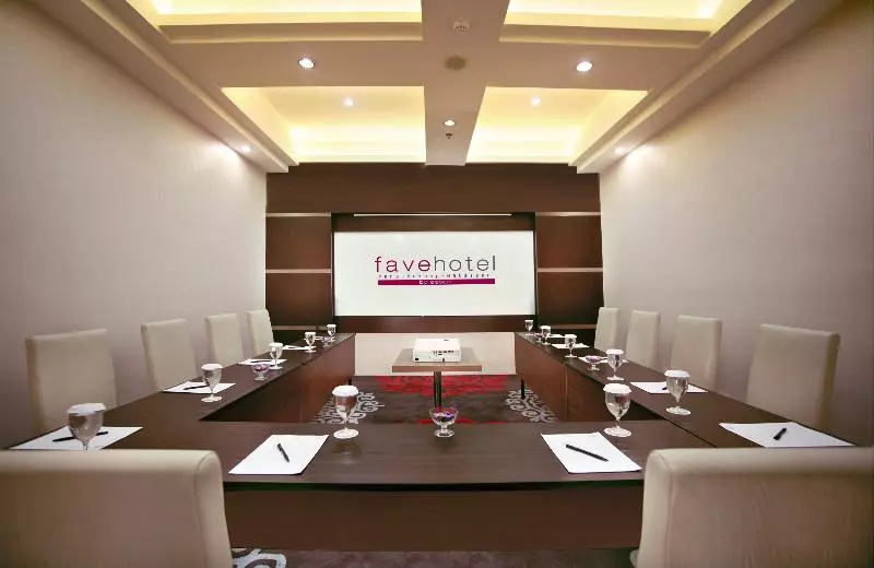 Fotos del hotel Favehotel Panakkukang Makassar:  15