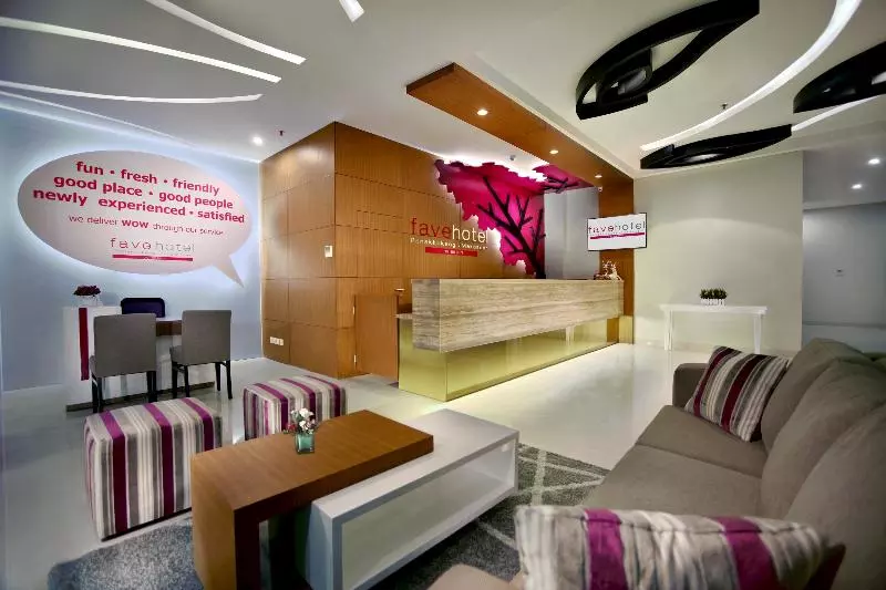 Fotos del hotel Favehotel Panakkukang Makassar:  3