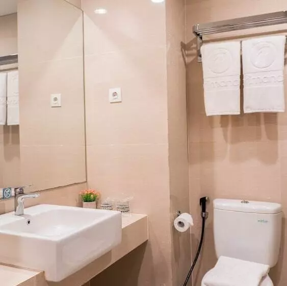 Fotos del hotel Favehotel Panakkukang Makassar:  7