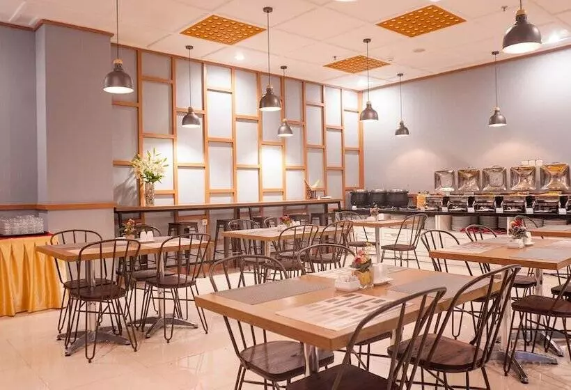 Fotos del hotel Favehotel Panakkukang Makassar:  18