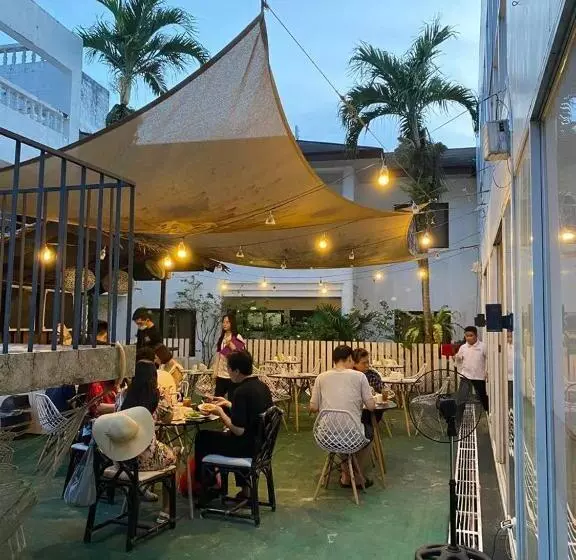 Fotos del hotel Seabird International Resort:  10