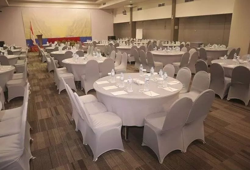 Fotos del hotel The Hills Batam:  24