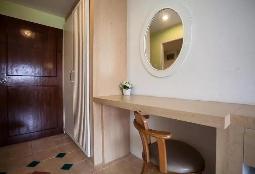 Fotos del hotel The Greenery:  25