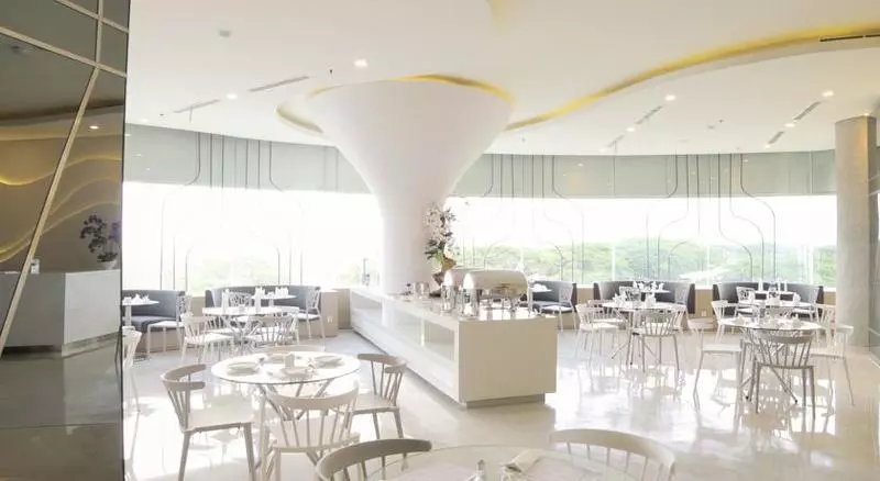 Fotos del hotel Ozone Hotel Pantai Indah Kapuk:  13