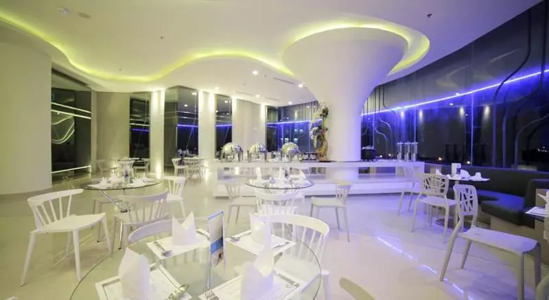 Fotos del hotel Ozone Hotel Pantai Indah Kapuk:  3