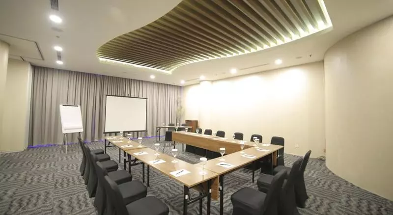 Fotos del hotel Ozone Hotel Pantai Indah Kapuk:  8