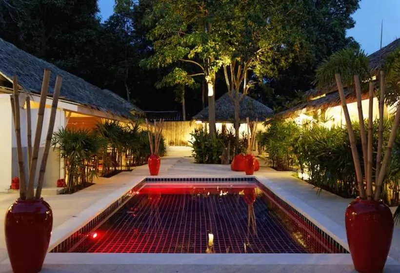 Fotos del hotel The White Cottage:  2