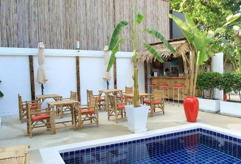 Fotos del hotel The White Cottage:  5