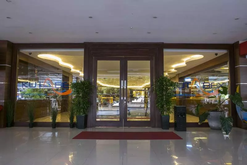 Fotos del hotel Kutabex Beach Front:  22