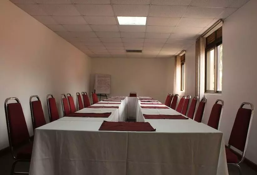 Fotos del hotel Sky  International:  5