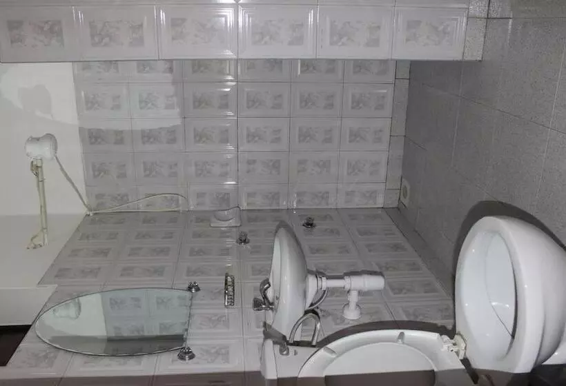 Fotos del hotel Sky  International:  10