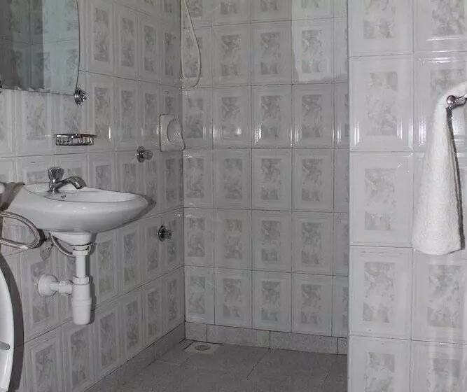 Fotos del hotel Sky  International:  6