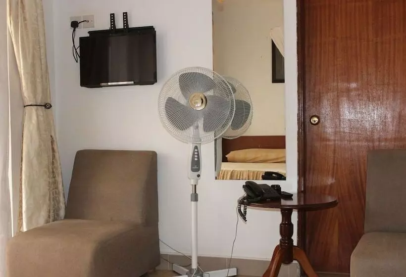 Fotos del hotel Sky  International:  18