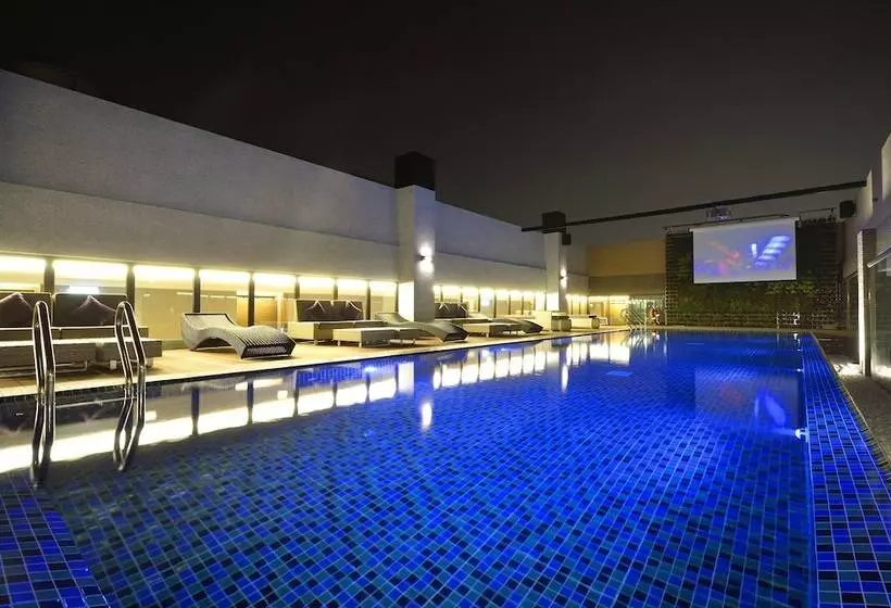 Fotos del hotel Tsun Huang:  8