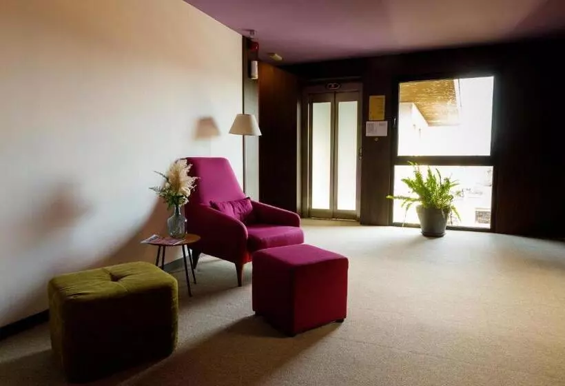 Fotos del hotel Emporium:  25