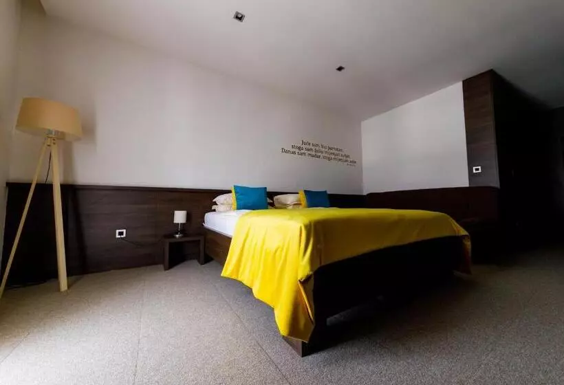 Fotos del hotel Emporium:  12